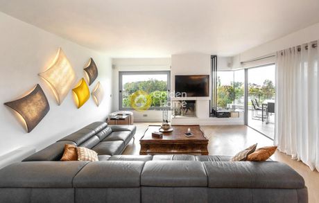 Maisonette 250 sqm for sale