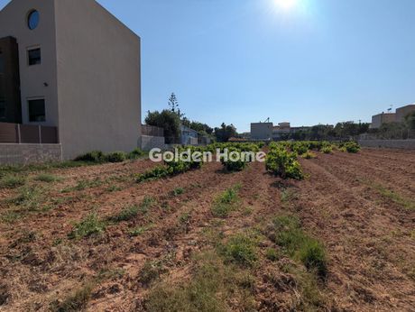 Land plot 640 sqm for sale