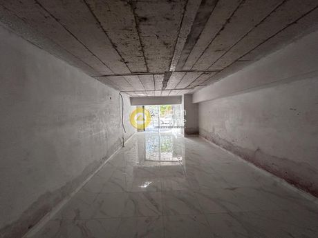 Store 53 sqm for rent