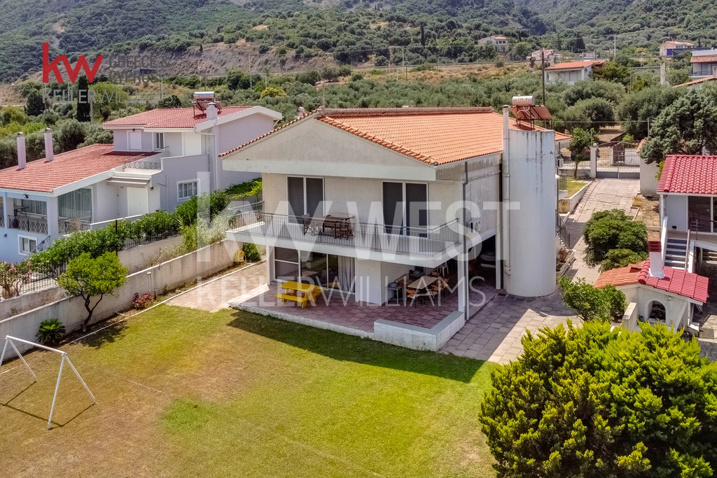 Μονοκατοικία 225 τ.μ. προς πώληση, Κυανή Ακτή Ρίου