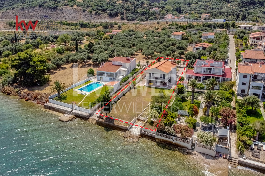 Μονοκατοικία 225 τ.μ. προς πώληση, Κυανή Ακτή Ρίου