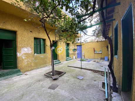Κτίριο 180 τ.μ. για πώληση