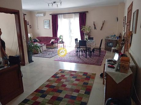 Μονοκατοικία 300 τ.μ. για πώληση