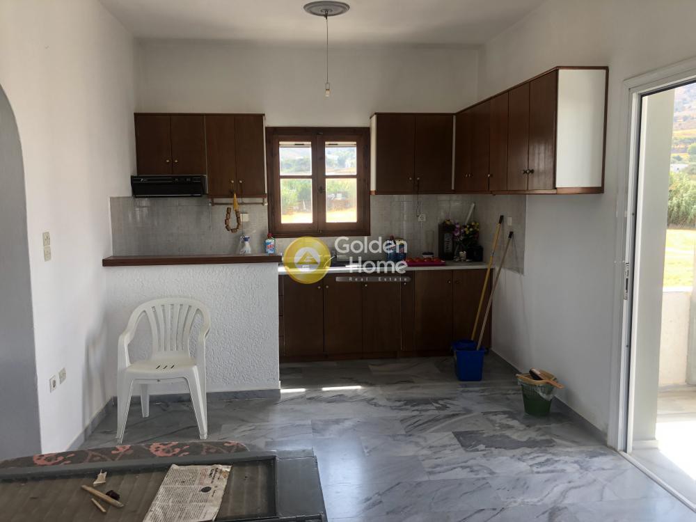 Κτίριο 185 τ.μ. προς πώληση, Παροικιά