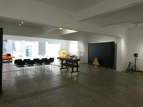 Store 250 sqm for sale
