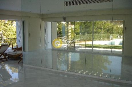 Μεζονέτα 500 τ.μ. για ενοικίαση