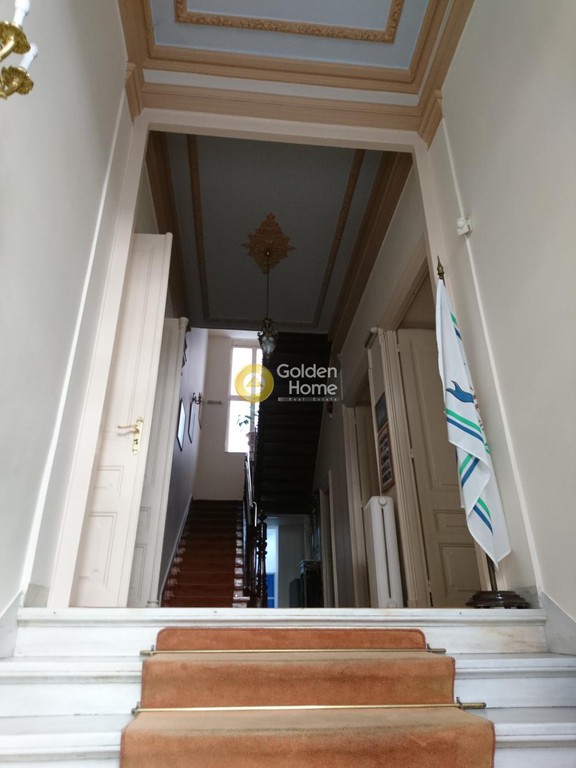 Επιχειρηματικό κτίριο 505 τ.μ. προς πώληση, Αγ. Μελετίου - Πλ. Βικτωρίας - Μάρνη