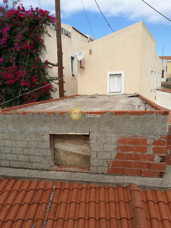 Κτίριο 331 τ.μ. προς πώληση, Ιουλίδα