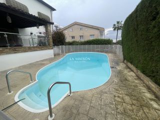 Detached home 200 sqm for rent