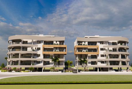 Apartment 86sqm for sale-Larnaca (Center)