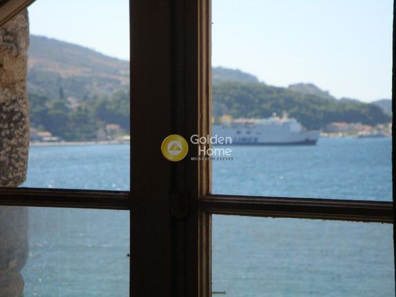 Επιχειρηματικό κτίριο 5.600 τ.μ. για πώληση, Ν. Σάμου, Σάμος