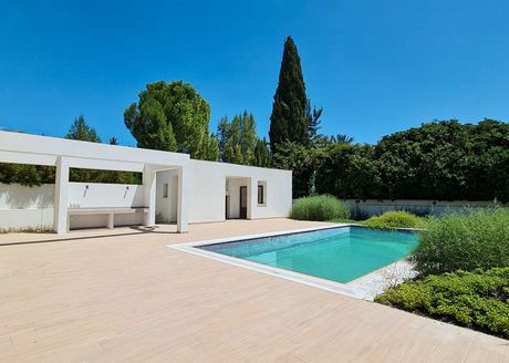 Detached home 330sqm for sale-