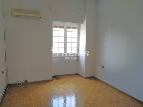 Office 98sqm for rent-Freattida