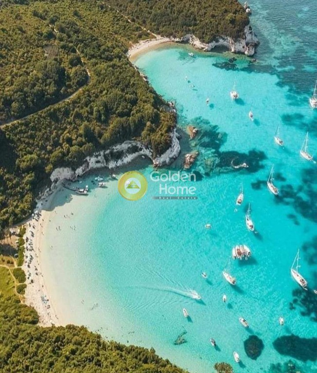 Αγροτεμάχια 1.300 τ.μ. προς πώληση, Αντίπαξος
