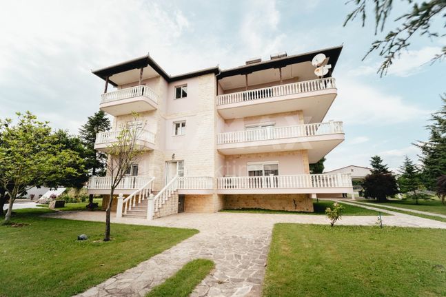 Apartment complex 680 sqm for sale, Pieria Prefecture, Paralia
