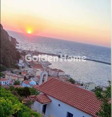 Land plot 137 sqm for sale