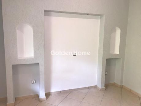 Apartment 62sqm for sale-Vouliagmeni » Center