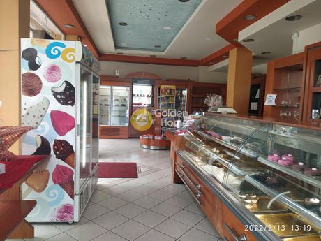 Επιχείρηση 74τ.μ. για πώληση-Νίκαια » Νεκροταφείο