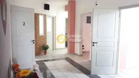 Επιχειρηματικό κτίριο 223τ.μ. για ενοικίαση-Μοσχάτο » Κέντρο