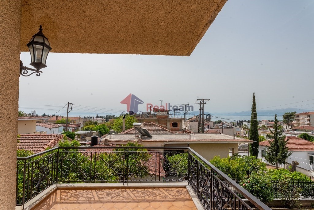 Επιχειρηματικό κτίριο 710 τ.μ. πρός πώληση, Μαγνησία, Νέα Αγχίαλος