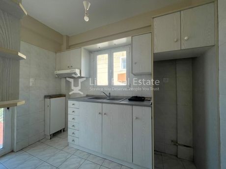 Apartment 67sqm for rent-Vironas » Kareas