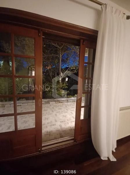 Μονοκατοικία 340 τ.μ. προς ενοικίαση, Βαρυμπόμπη