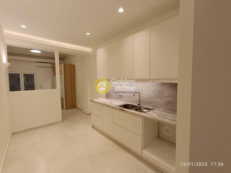 Διαμέρισμα 32τ.μ. για πώληση-Κέντρο » Πλατεία βάθης