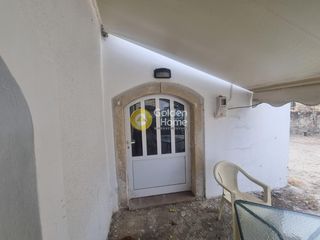 Διαμέρισμα 998 τ.μ. για πώληση