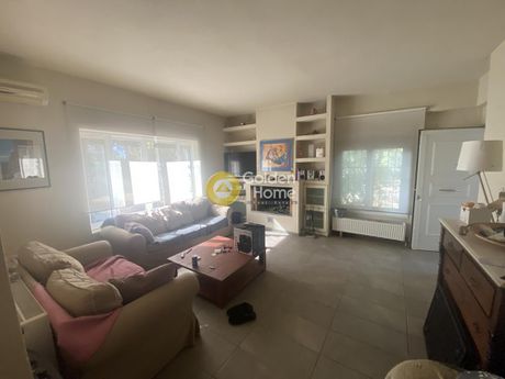 Building 750 sqm for sale