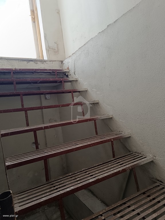 Αποθήκη 250 τ.μ. προς πώληση, Υψηλά Αλώνια