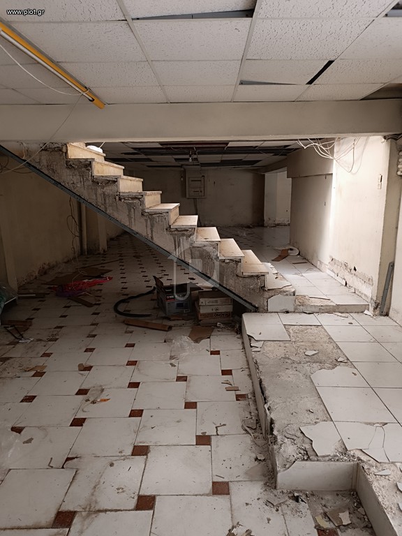 Αποθήκη 250 τ.μ. προς ενοικίαση, Υψηλά Αλώνια