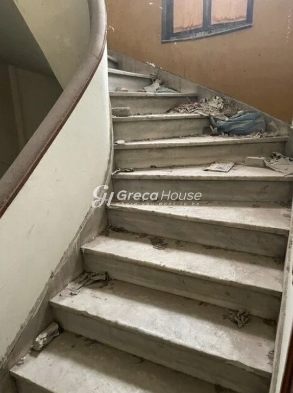 Επιχειρηματικό κτίριο 1.500 τ.μ. πρός πώληση, Αθήνα - Κέντρο, Κέντρο