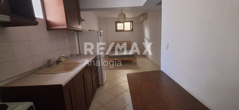 Studio 40 sqm for rent, Thessaloniki - Center, Ano Poli