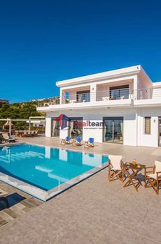 Villa 363sqm for sale-Agios Nikolaos