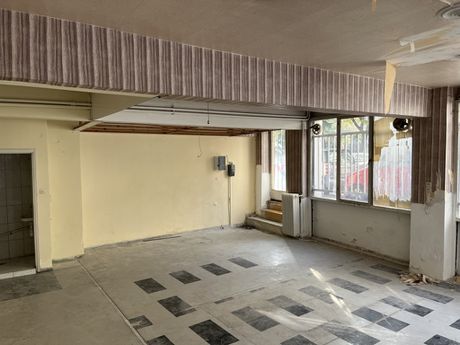 Store 67sqm for rent-Dafni