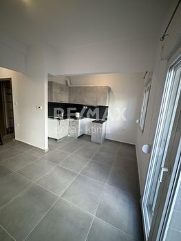 Apartment 40sqm for rent-Larisa » Center