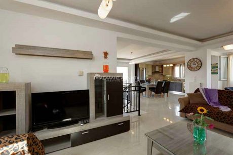 Building 245sqm for rent-Gazi » Kavrochori