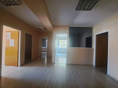 Office 108sqm for rent-Lamia » Center