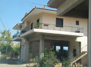 Κτίριο 298 τ.μ. για πώληση