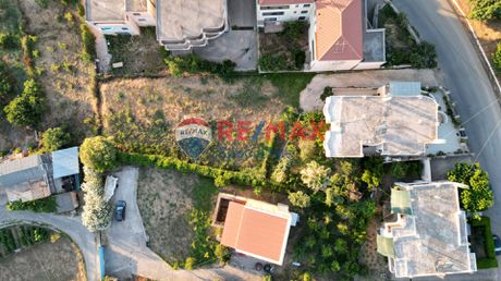 Land plot 719sqm for sale-Therisos