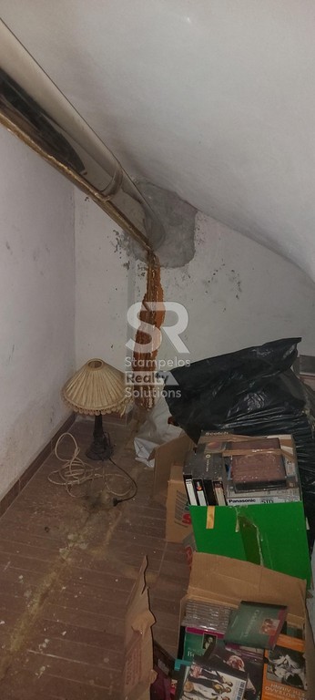 Αποθήκη 14 τ.μ. προς πώληση, Άγιος Διονύσιος