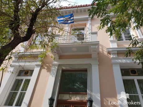 Επιχειρηματικό κτίριο 517 τ.μ. για πώληση