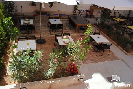 Επιχειρηματικό κτίριο 850τ.μ. για πώληση-Αττική