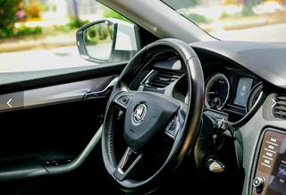 Skoda Octavia 2020 1.0cc AUTOMATIC-thumb-9
