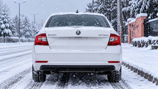 Skoda Octavia 2020 1.0cc AUTOMATIC-thumb-2