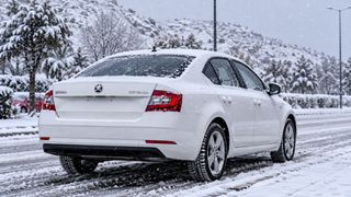 Skoda Octavia 2020 1.0cc AUTOMATIC-thumb-3