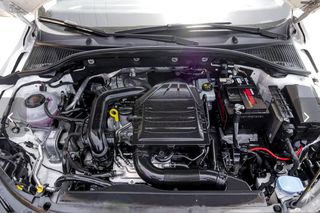 Skoda Octavia 2020 1.0cc AUTOMATIC-thumb-31