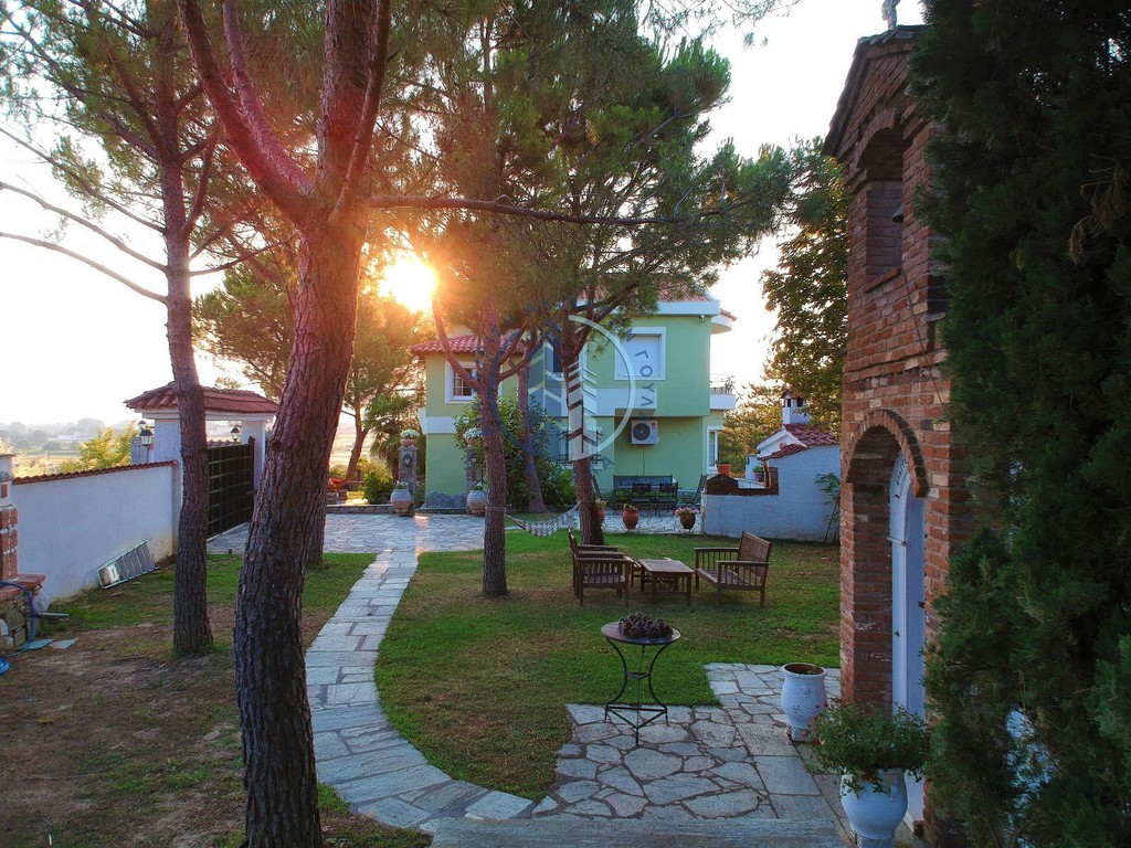 Βίλλα 245 τ.μ. πρός πώληση, Ν. Τρικάλων, Τρίκαλα