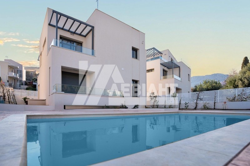 Συγκρότημα διαμερισμάτων 827 τ.μ. πρός πώληση, Ν. Χίου, Χίος