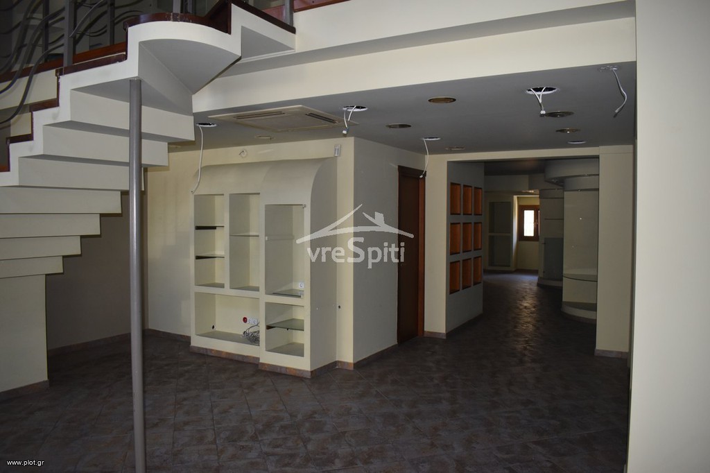 Γραφείο 215 τ.μ. πρός ενοικίαση, Ν. Ιωαννίνων, Ιωάννινα